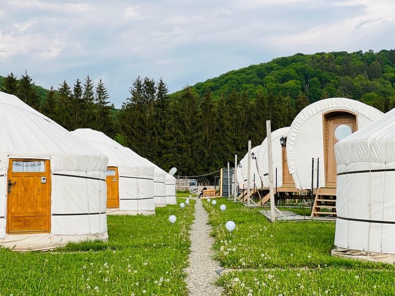 Glamping Spiritul Zimbrului — Sat Acriș, Brașov